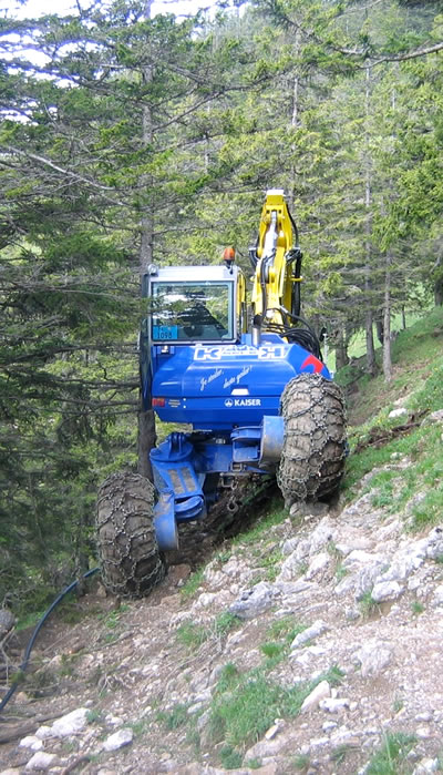 The amazing go-anywhere Kaiser Spider Walking Excavator.